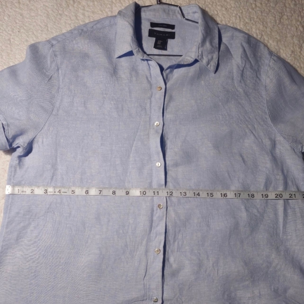 Tahari Light Blue Women's Shirt Button Size M